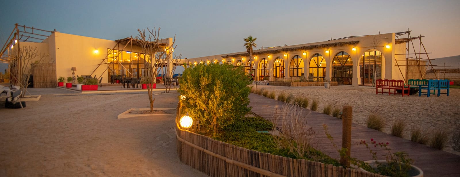 Day Pass at Al Majles Resort with Lunch/Dinner Sightseeing and Tours at bahrainmegadeals.com