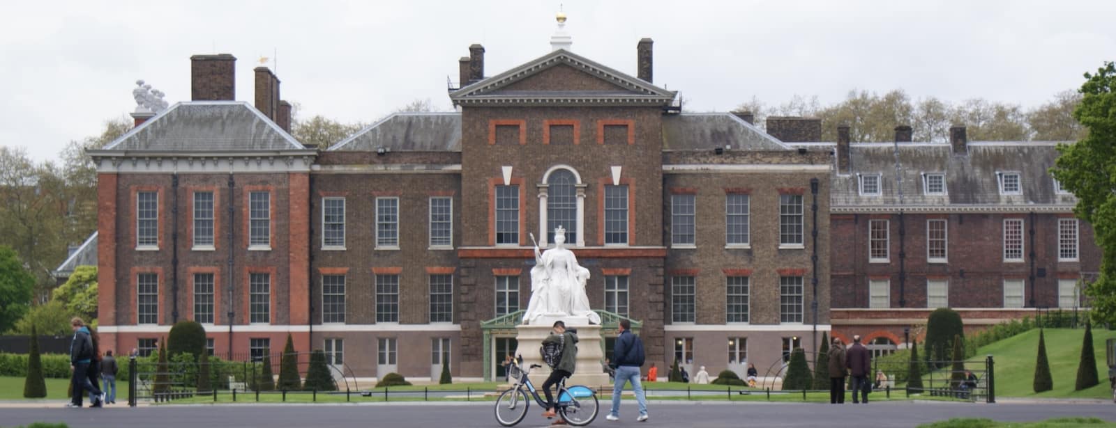 Afternoon Tea at Kensington Palace Recently Added Experiences at bahrainmegadeals.com