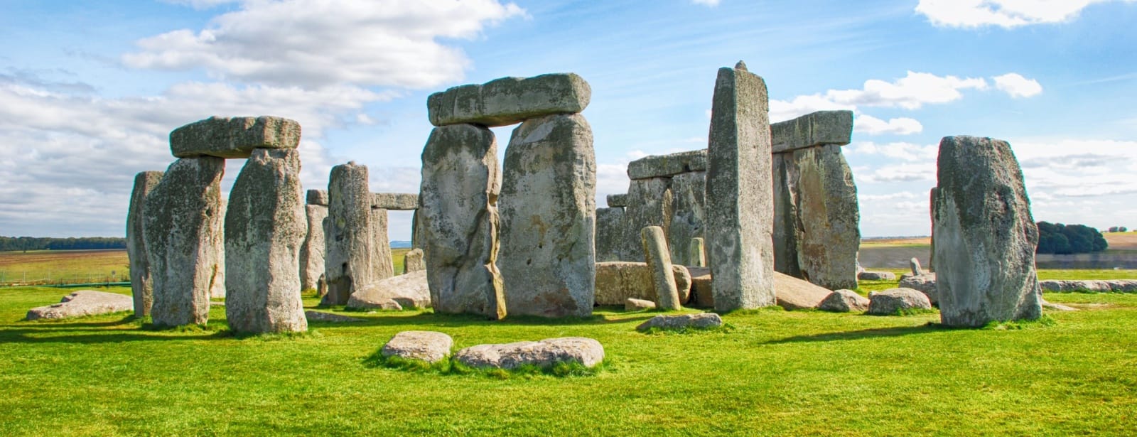 Stonehenge Entry Tickets Sightseeing and Tours at bahrainmegadeals.com