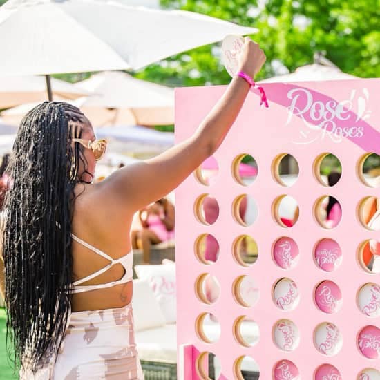 Rosé N’ Roses at W Dubai - The Palm