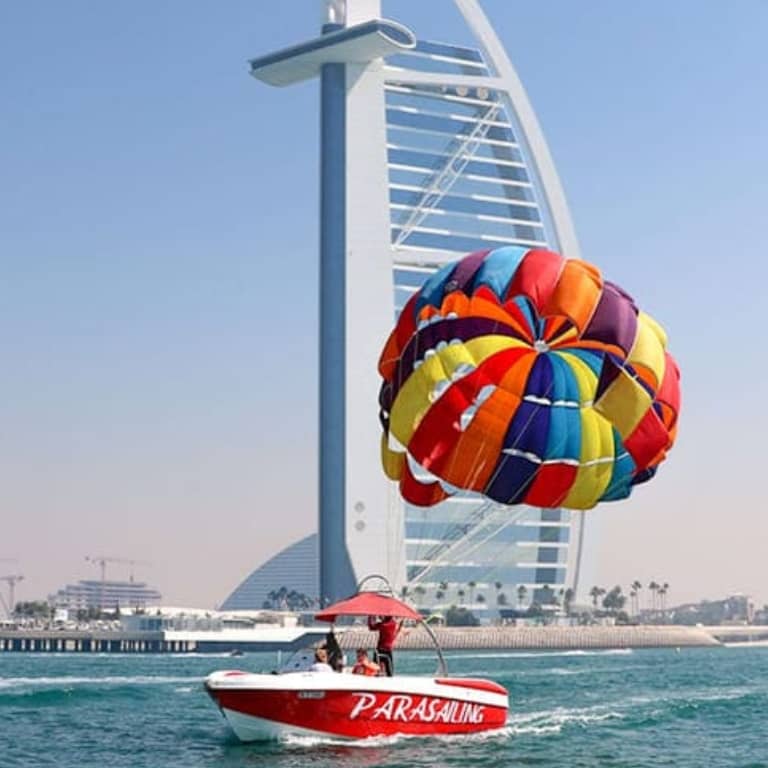 Parasailing Experience Jumeirah - Water Sports by Luxury Yachts Jumeirah