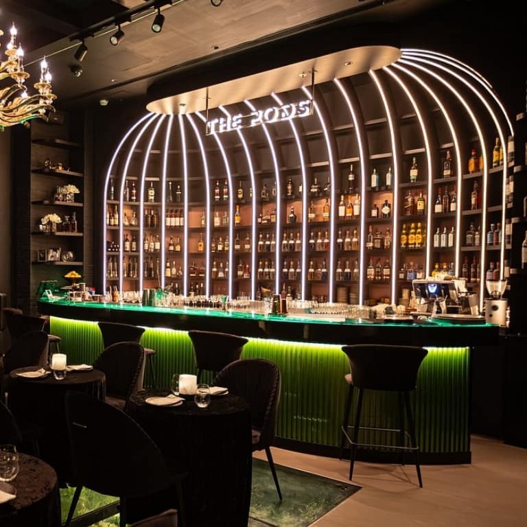 The Pods Signature Dining Experience Sightseeing and Tours