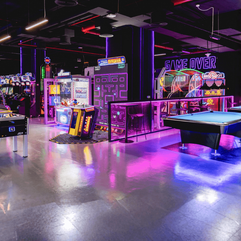 Lucky 8 Arcade & Billiards Must-see attractions